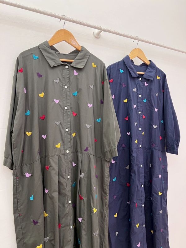 愛心刺繡襯衫洋裝 