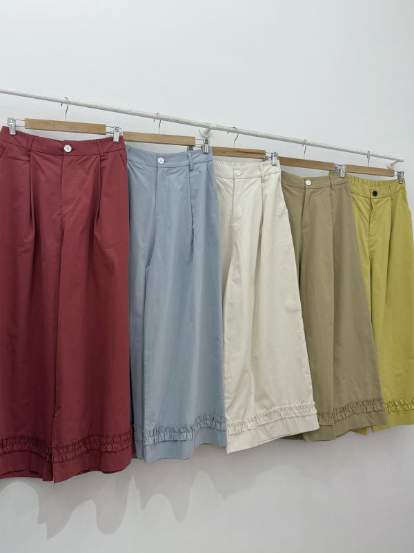 彩色拼盤荷葉褲 