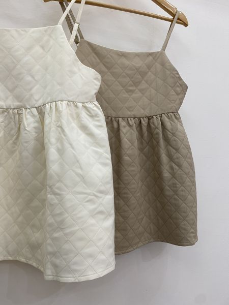 兩色｜ 菱格衍縫小背心 