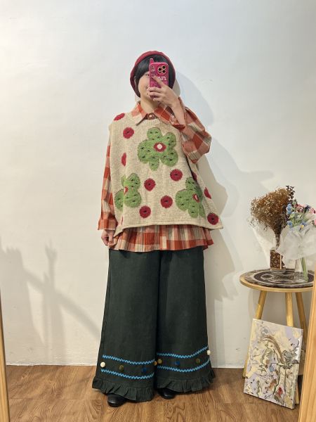 A07奇異果花花背心 