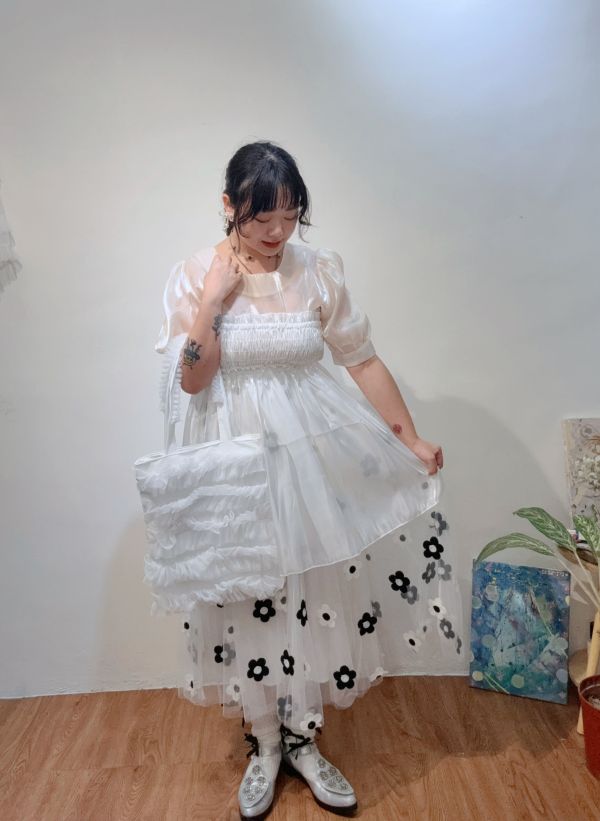 人氣王花朵紗裙 