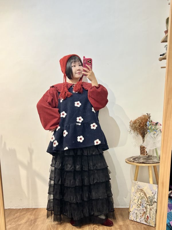 A01遍地開花毛呢背心 