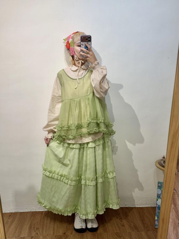 小荷葉領棉麻上衣 