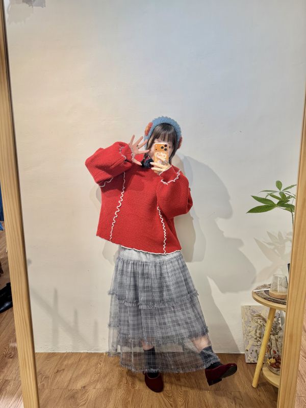 A11捲捲滾邊毛衣 