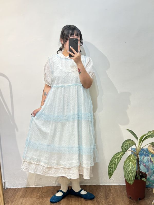 藍色氣泡水紗裙 