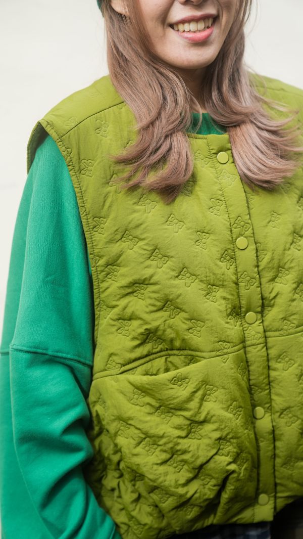 蝴蝶結衍縫背心 