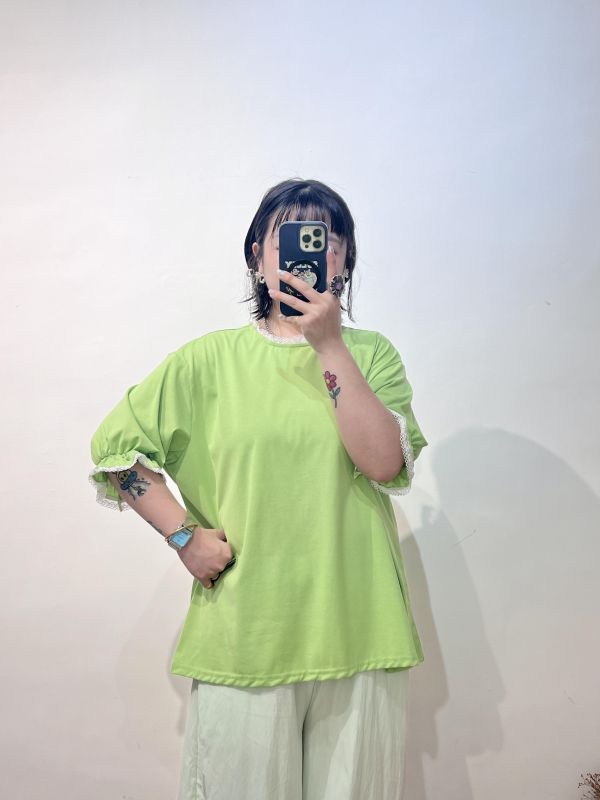 A01點綴蕾絲上衣 