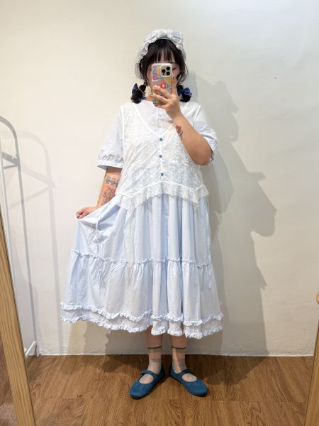 雲朵野餐洋裝 
