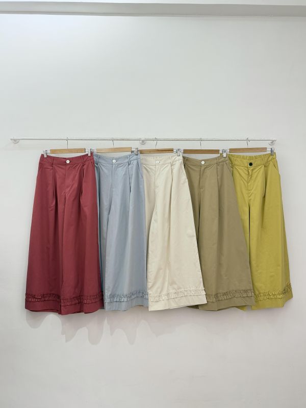 彩色拼盤荷葉褲 