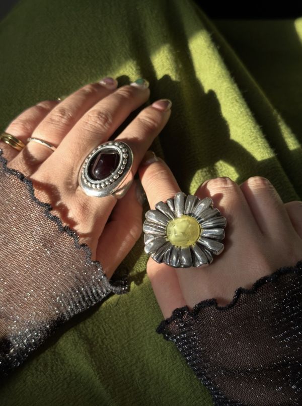 Otro accesorios恐龍石現貨區 