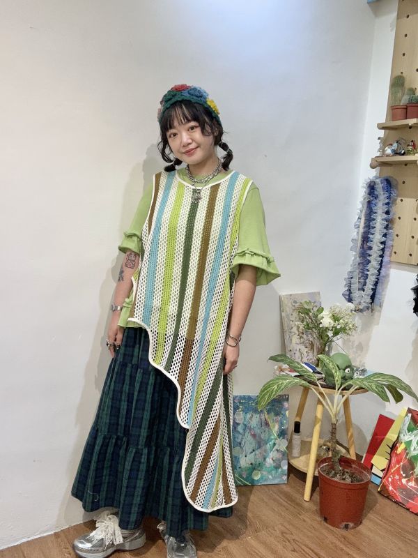 蔬菜斜擺洞背心 
