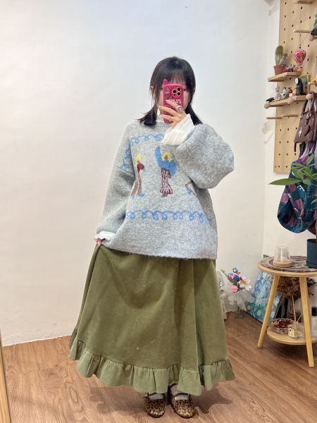 A16燈芯絨荷葉傘裙 