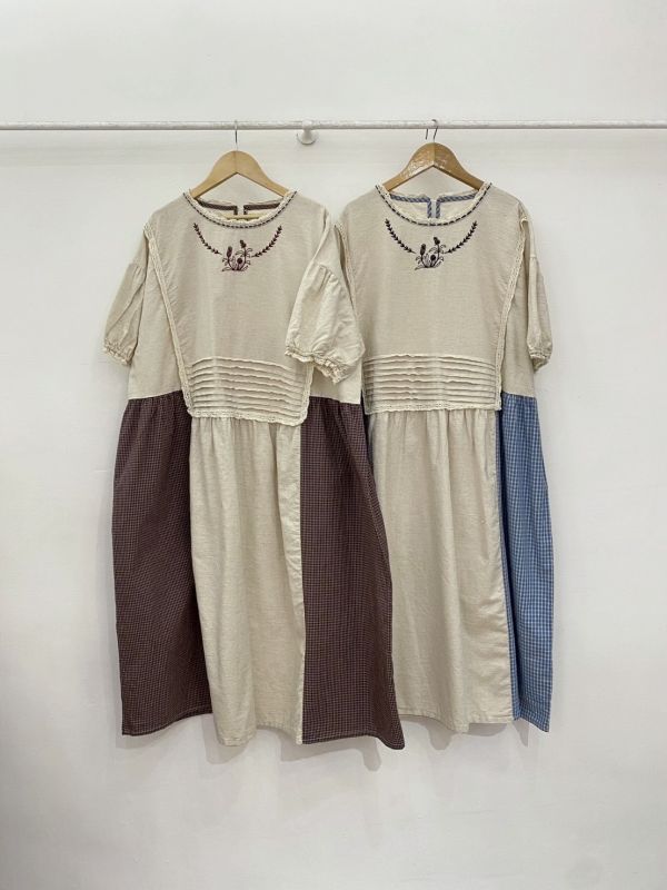 棉麻鄉村刺繡洋裝 
