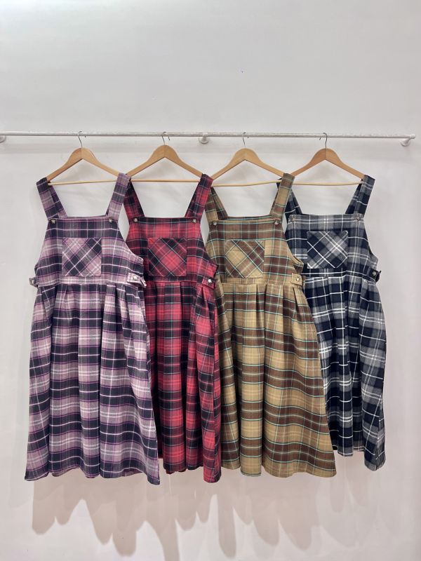 A13冬日洋娃娃吊帶洋裝 