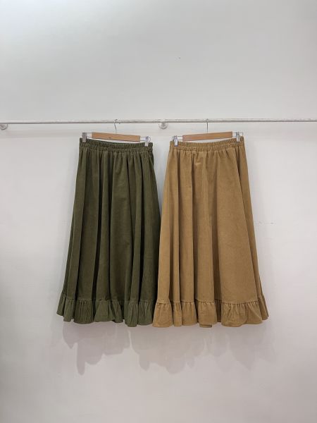 A16燈芯絨荷葉傘裙 