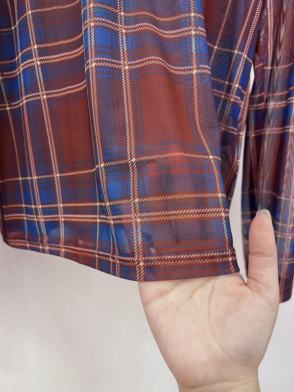 B03 格紋透膚內搭 