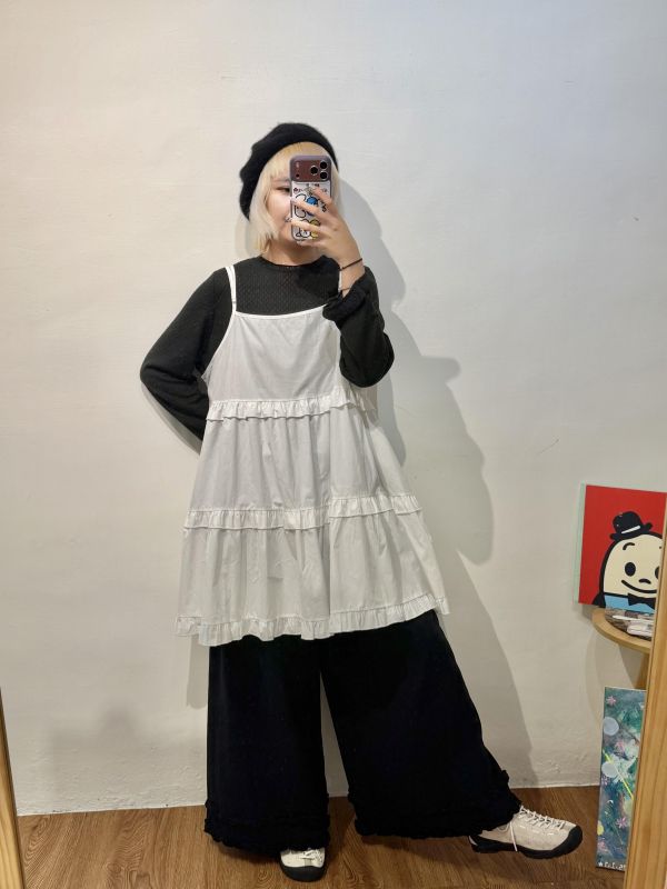 B06 肉肉藏好荷葉褲 