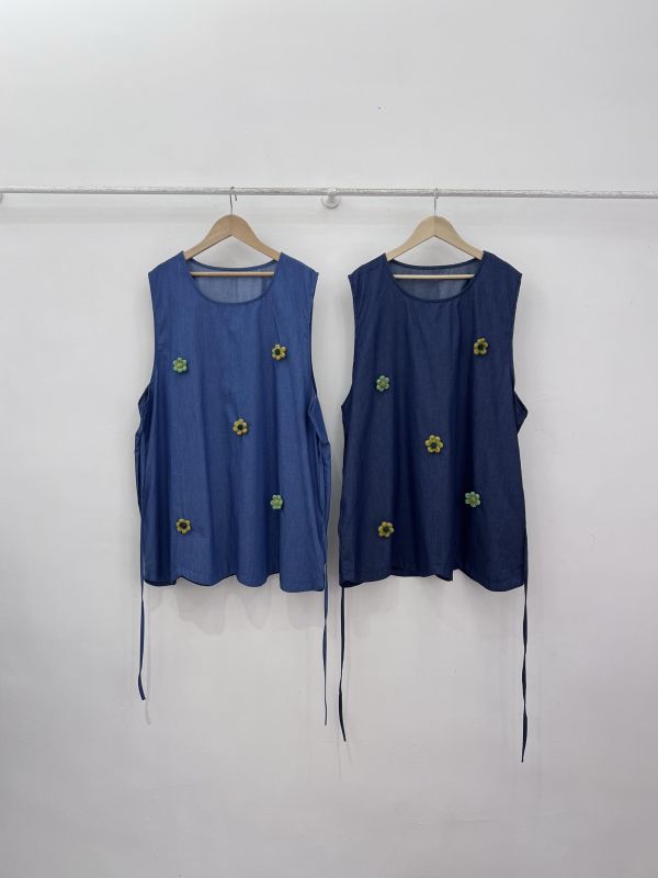 A09 小向日葵牛仔背心 