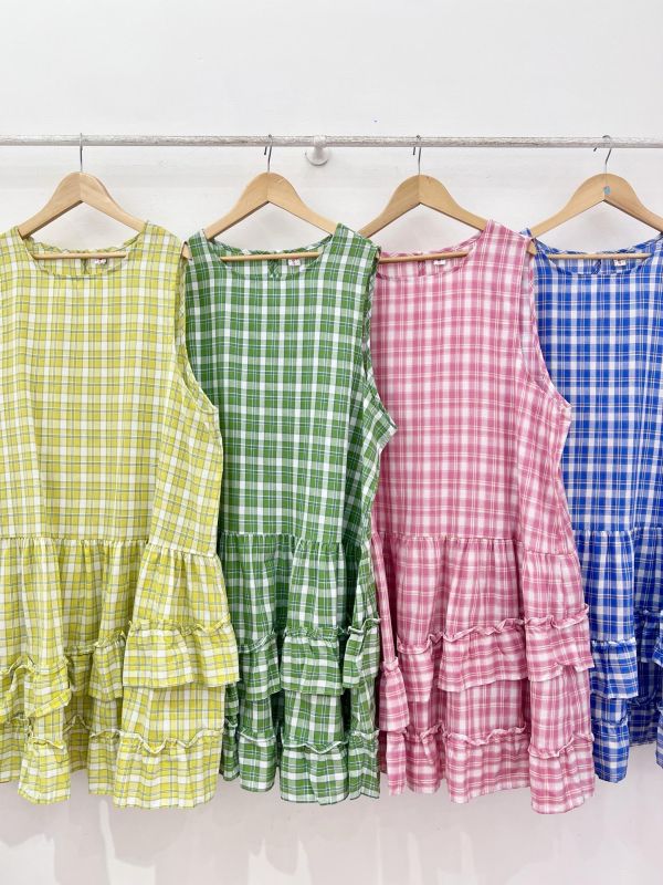 A06 彩虹公主格紋背心 