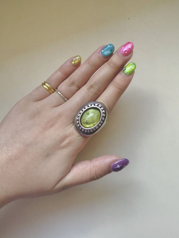 Otro accesorios恐龍石現貨區 