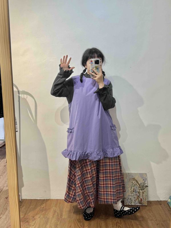 衍縫糖果荷葉背心 