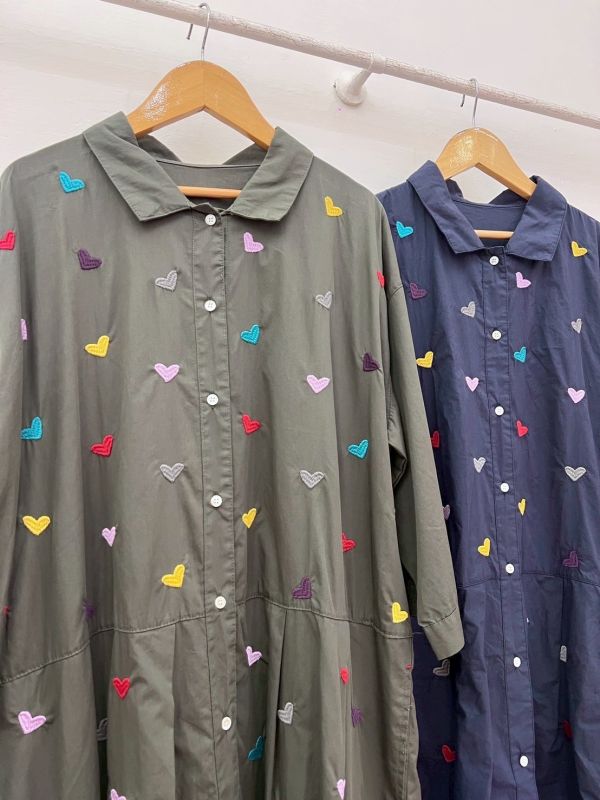愛心刺繡襯衫洋裝 