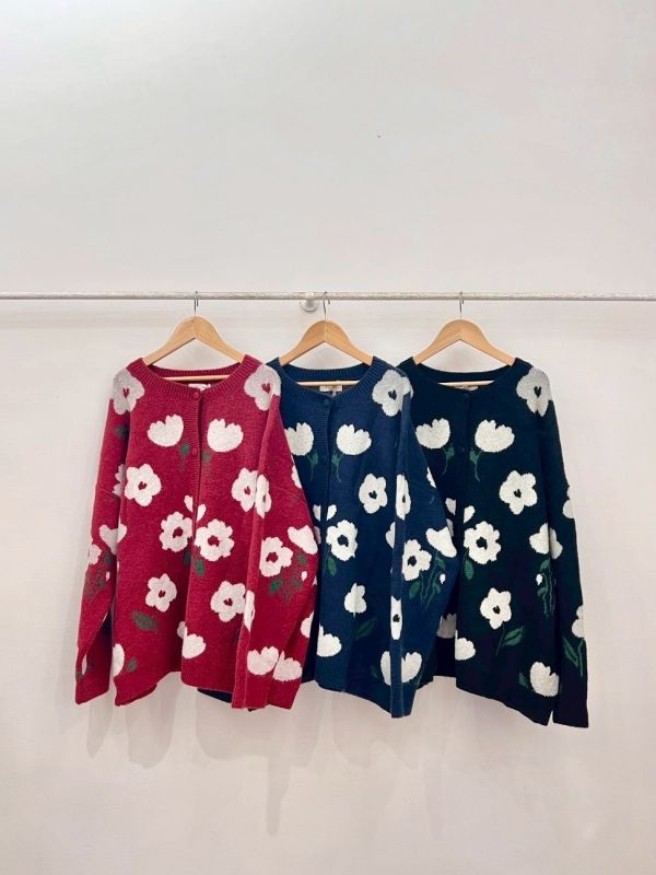 A01花花精靈毛衣 