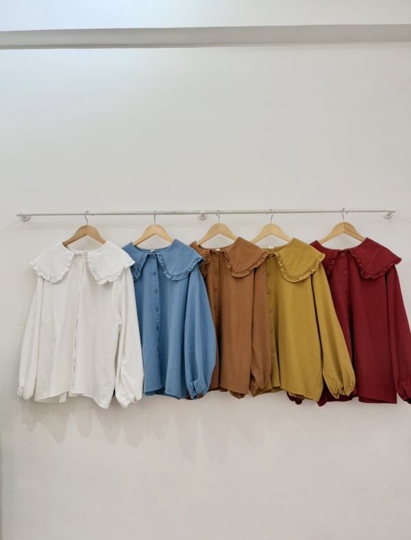 日系娃娃領素色上衣 