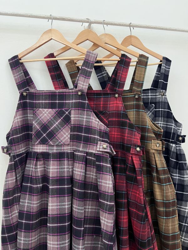 A13冬日洋娃娃吊帶洋裝 