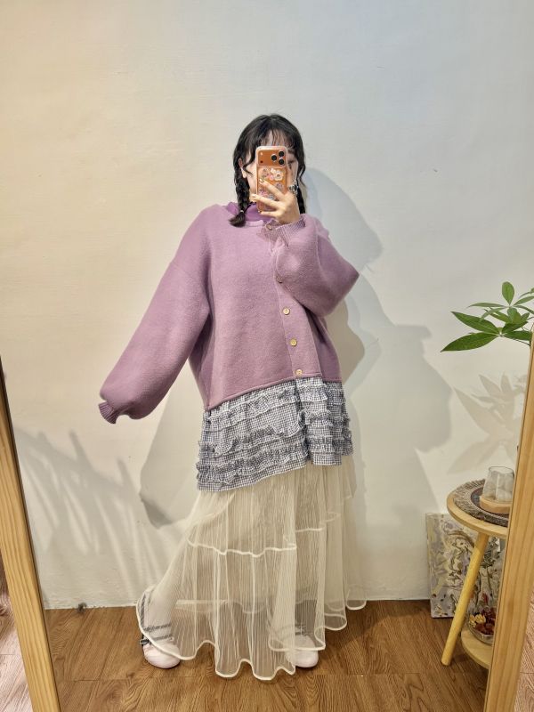 A20雪花紛飛荷葉毛衣 