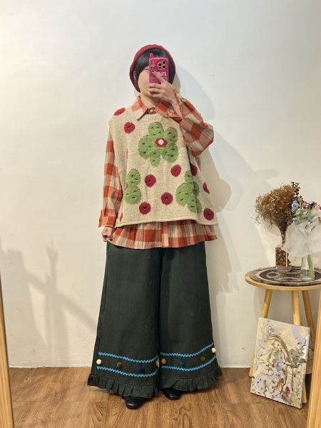 A06加絨球球牛仔寬褲 