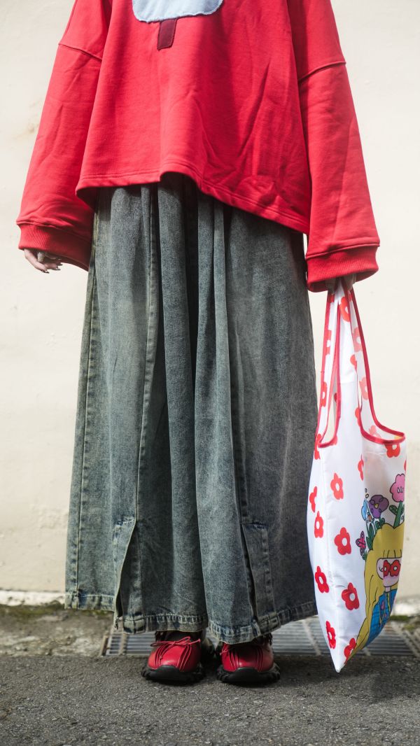 微開衩牛仔寬褲 