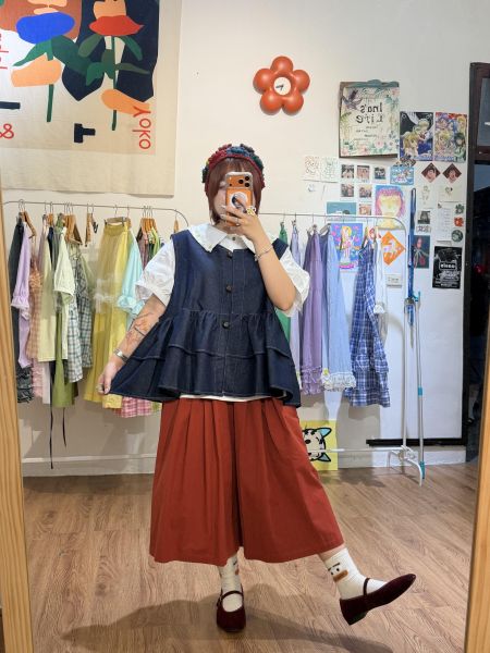 A10 率性蛋糕牛仔背心 