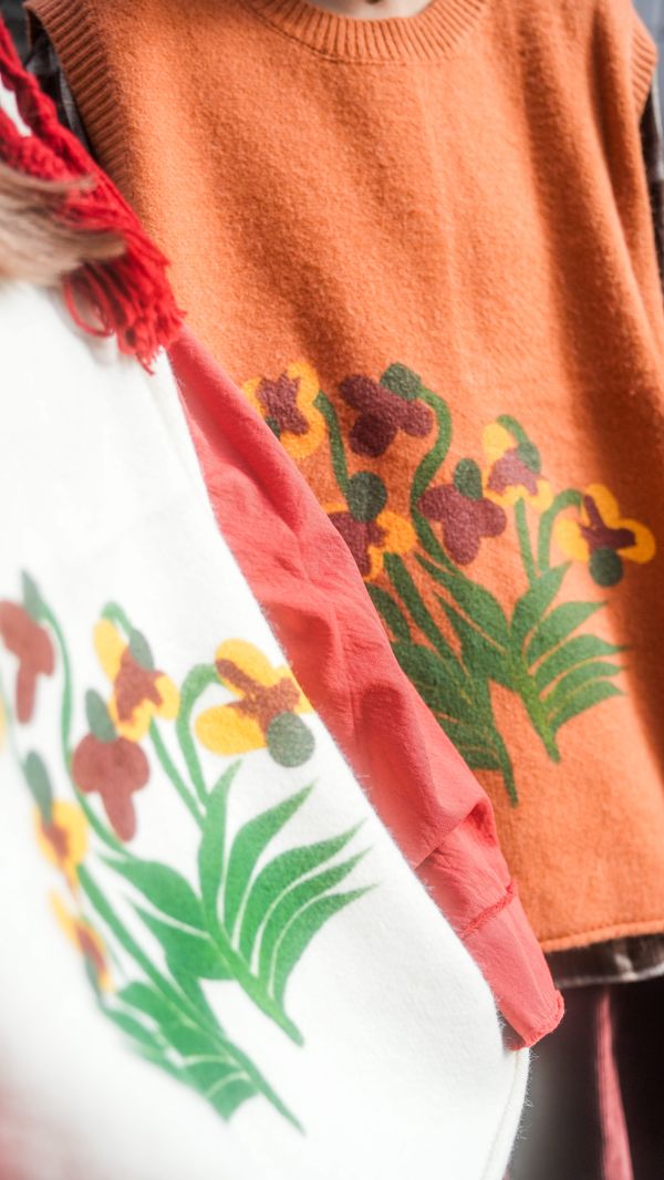 快樂花園毛背心 