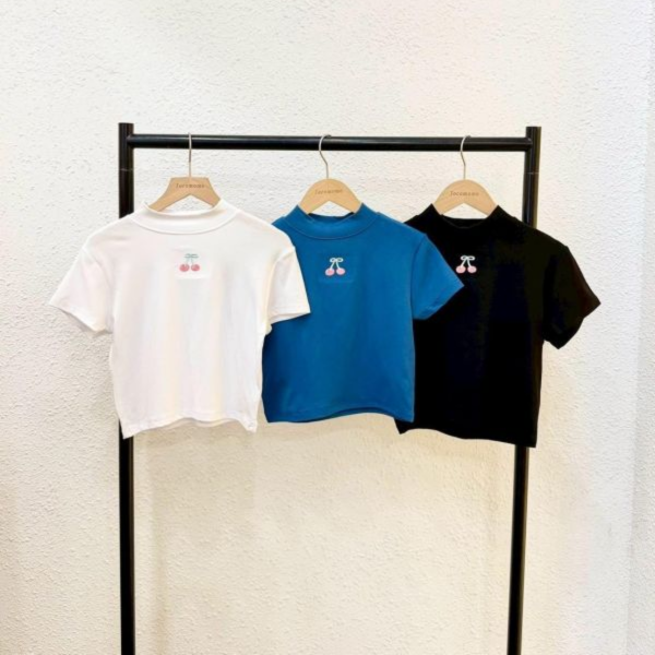 自訂款-小櫻桃刺繡高領上衣 (MIT) 