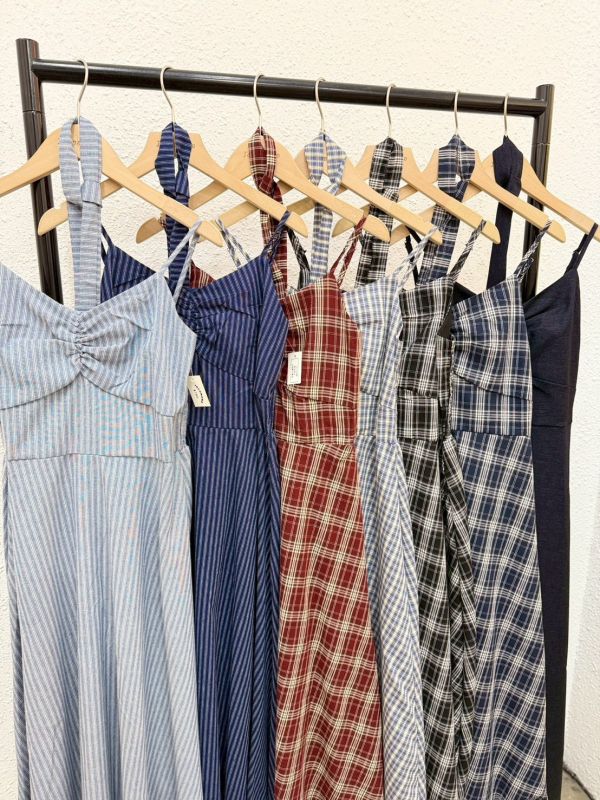 造型綁帶抓皺洋裝 