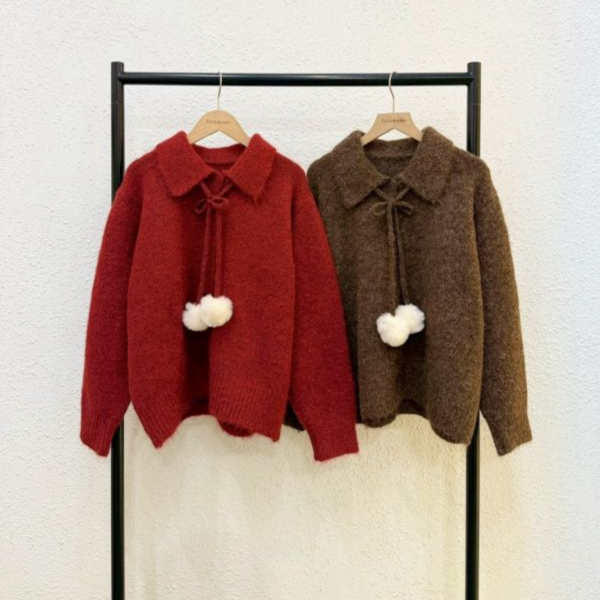 小雪球綿綿翻領毛衣 