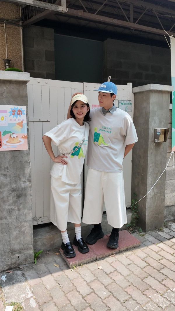 自訂款-漂亮恐龍刺繡大踢 