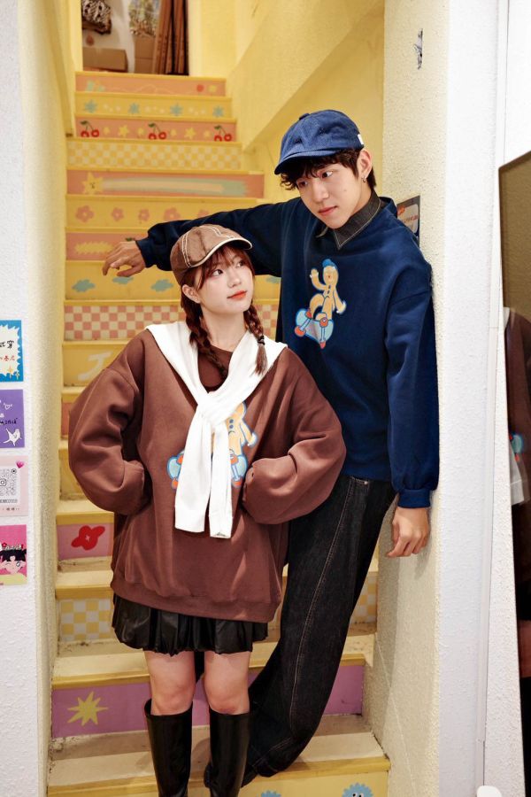 自訂款-滑板薑餅人大學踢 