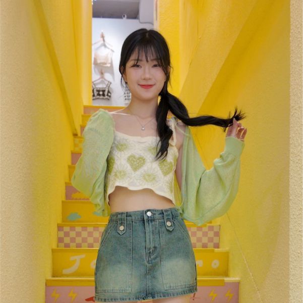 綁帶大愛心小背心 