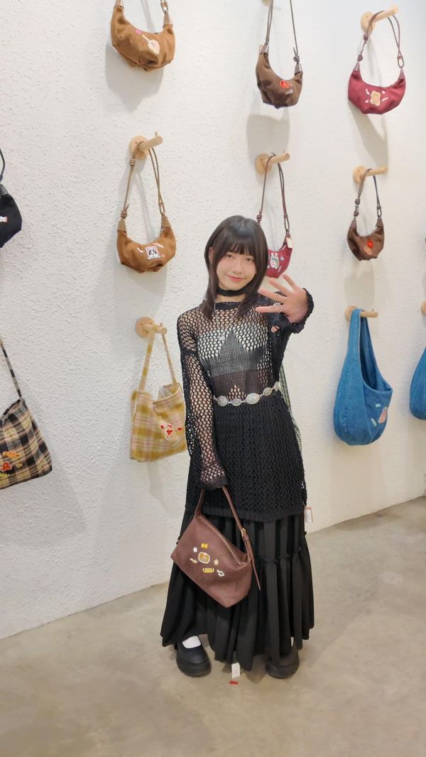 星星洞洞針織上衣 