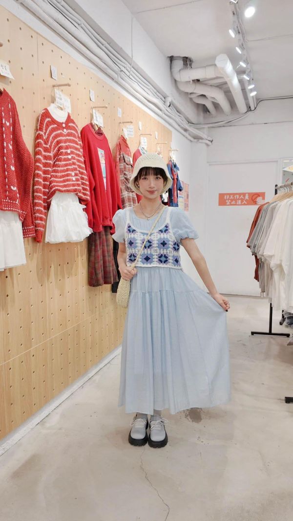 細肩撞色圖騰小背心 