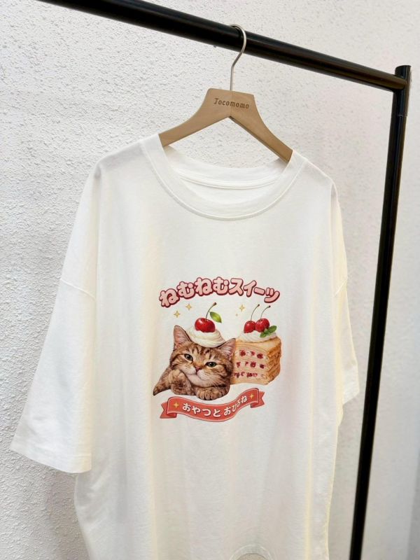 日系甜點貓咪大踢 