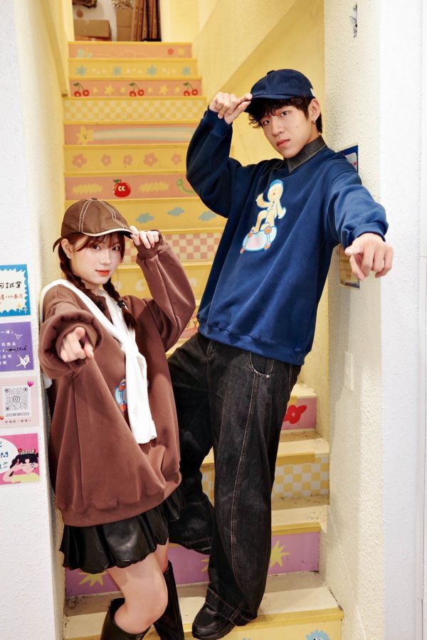 自訂款-滑板薑餅人大學踢 