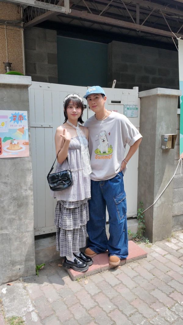 自訂款-夏日草地狗狗大踢 