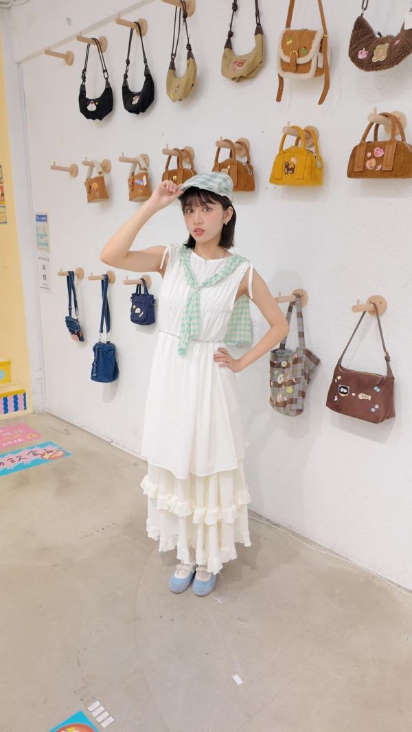 少女方格長袖透膚 