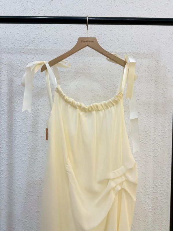 奶油抓皺造型長洋裝 