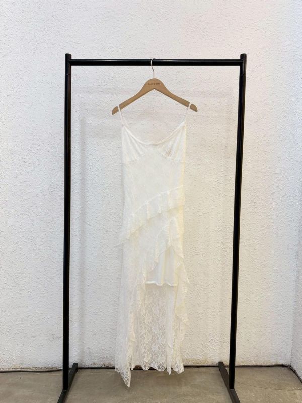 開衩蕾絲層次洋裝 