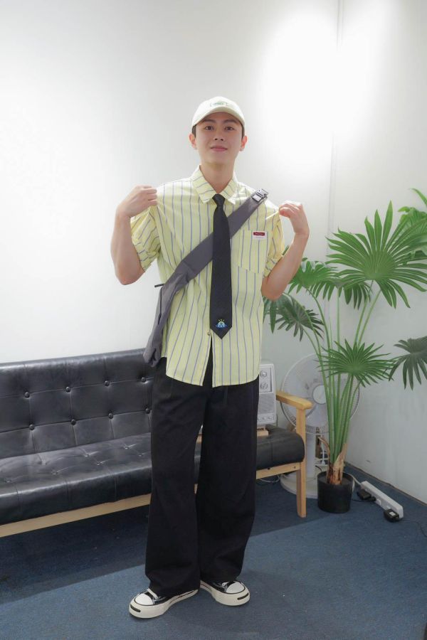 夏日糖果色條紋襯衫 