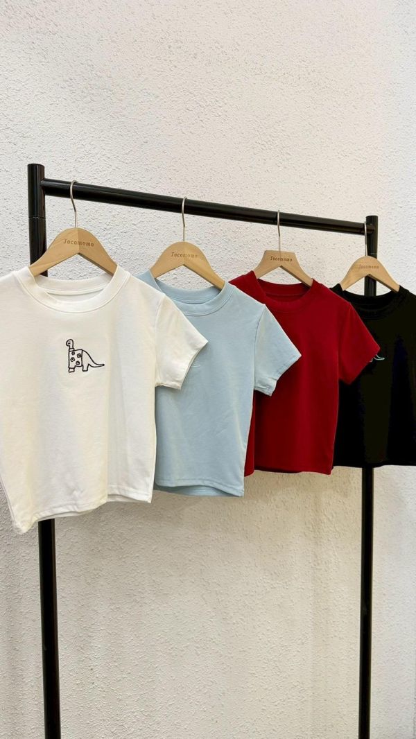 自訂款-線條漂亮恐龍刺繡圓領上衣 (MIT) 